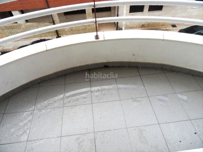 Foto f5eef5cf-b049-42f5-88fe-fd20a0469faa. Piso en Cotolino Castro - Urdiales
