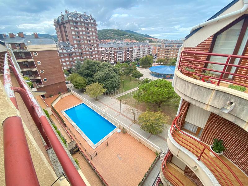 Foto 3d9c7cb9-c178-4631-9f0f-7695d4cbe2b6. Àtic amb calefacció aparcament piscina a Cotolino Castro - Urdiales