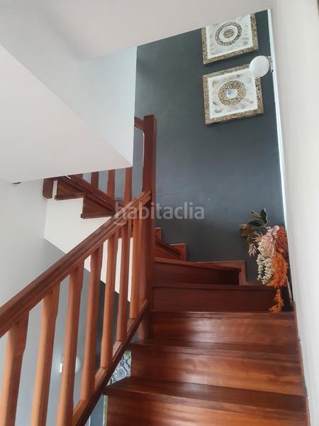 Foto bf790a1d-3854-4304-9b35-b011e7e476ab. Casa adossada amb xemeneia calefacció aparcament piscina a Castro - Urdiales