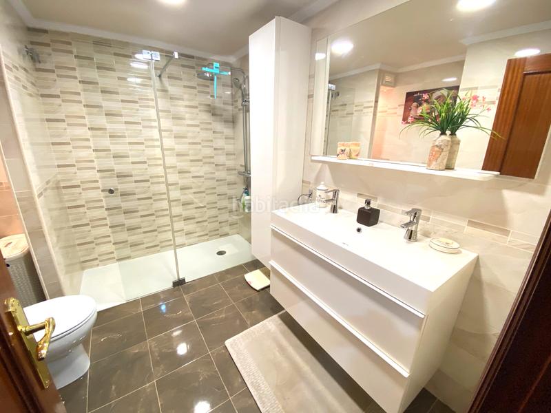 Foto 15db53bd-407b-457e-9104-692627c148c7. Semi detached house with fireplace heating parking in Castro - Urdiales