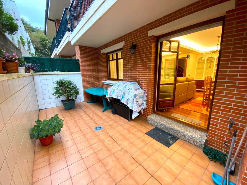 Foto 1f48910e-20d1-4019-abbd-b7b25f7612c3. Semi detached house with fireplace heating parking in Castro - Urdiales