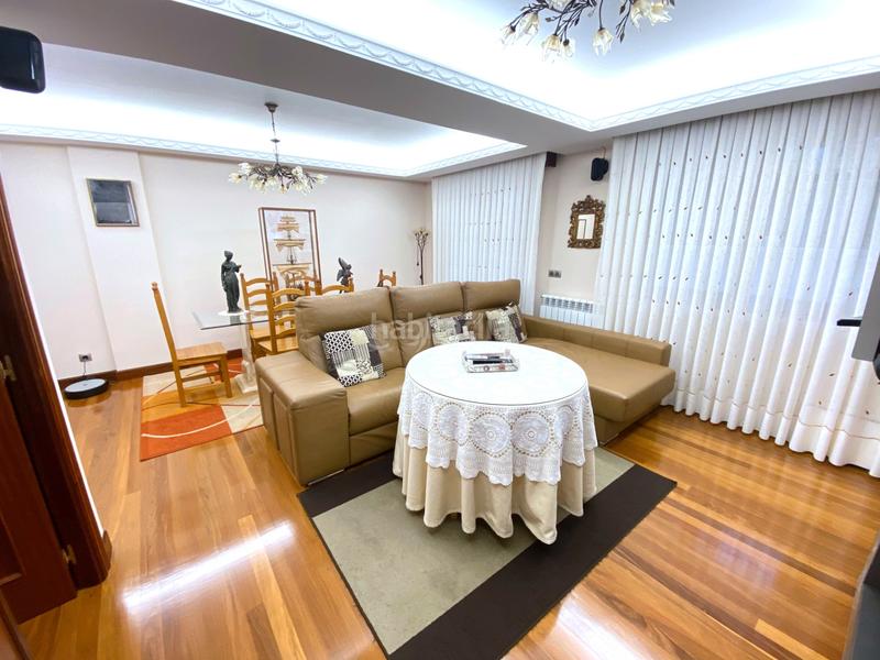 Foto 3b5d405e-6d93-43d2-9242-872bebaeeb1e. Semi detached house with fireplace heating parking in Castro - Urdiales