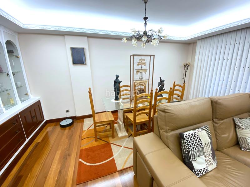 Foto 471c0b5f-2ee2-4f4a-bb1c-faca9d3b31b5. Semi detached house with fireplace heating parking in Castro - Urdiales