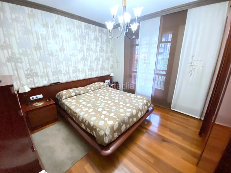 Foto b36f4166-6c78-4405-8207-6b3db5b827ea. Semi detached house with fireplace heating parking in Castro - Urdiales