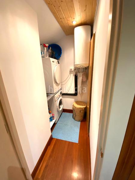 Foto bd4b2163-7019-4db7-a8cc-5c110a65557b. Semi detached house with fireplace heating parking in Castro - Urdiales