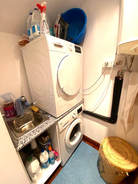 Foto c6a1b023-b6b3-4ced-82ff-f6a3ddec4aa2. Semi detached house with fireplace heating parking in Castro - Urdiales