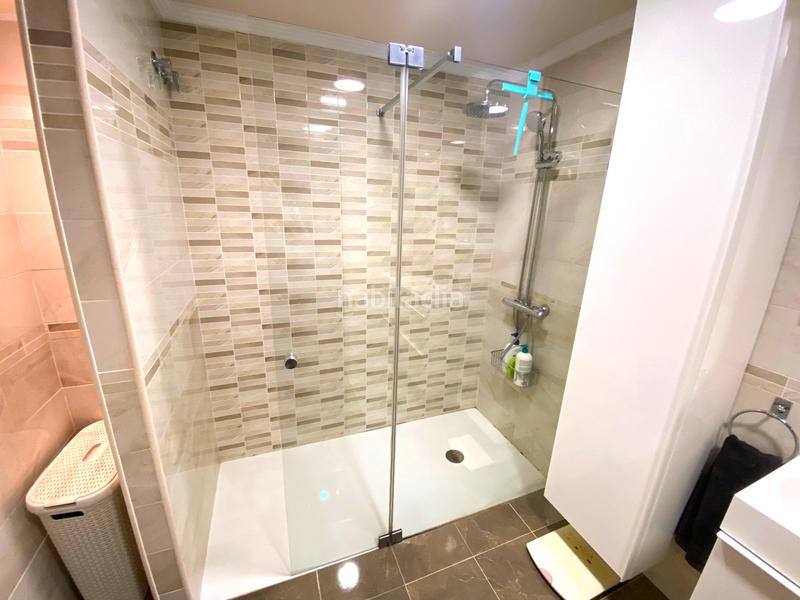 Foto d6d8c3a2-3981-49ae-885f-25eccbdfdce5. Semi detached house with fireplace heating parking in Castro - Urdiales