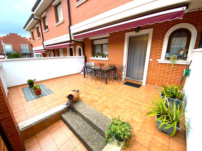 Foto ef5cbbf7-b60d-4fb7-a549-72784cb93c54. Semi detached house with fireplace heating parking in Castro - Urdiales