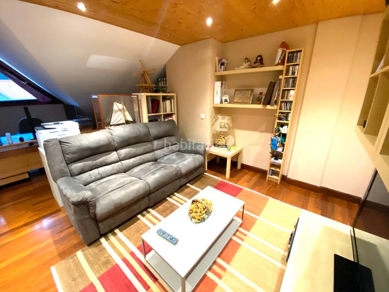 Foto fa99db76-81ea-453f-ab18-74e21d6c2df6. Semi detached house with fireplace heating parking in Castro - Urdiales