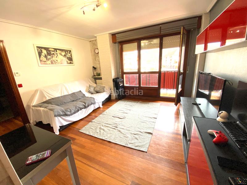 Foto 4ed34b37-a3ca-4d17-b49d-7c6d3c53cb0a. Flat with heating parking in Brazomar Castro - Urdiales