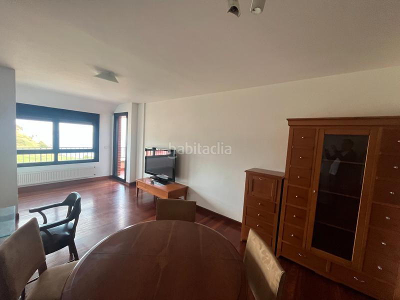 Foto e630d6a5-2967-49cc-92ea-7eb739a2192e. Attique dans calle de la marinera 3 dans Cotolino Castro - Urdiales