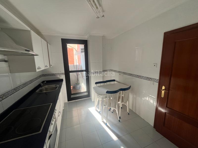 Foto e9d4e00d-cc17-4bbd-8fb3-7314544cc3fa. Attique dans calle de la marinera 3 dans Cotolino Castro - Urdiales