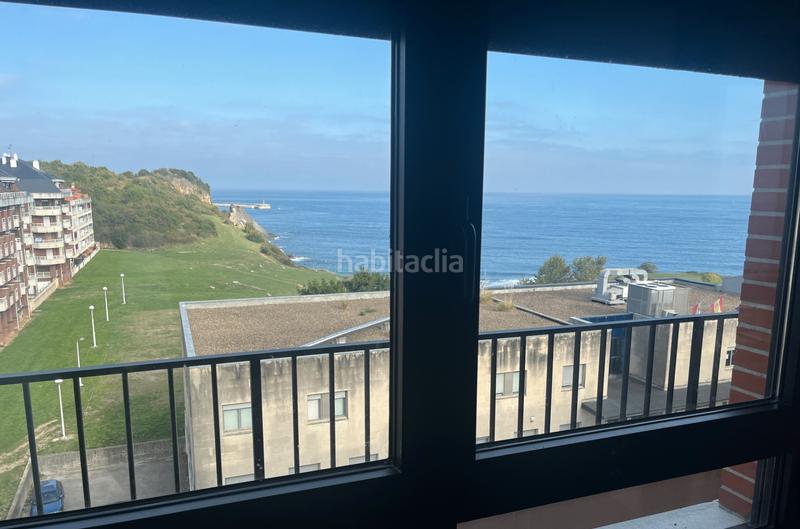 Foto ebb2e026-6900-4b56-958a-0703e9b78467. Attique dans calle de la marinera 3 dans Cotolino Castro - Urdiales