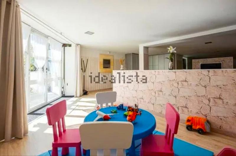 Foto aae9b30f-7c0f-4685-8f5c-8a0e989deff0. Chalet con camino riscaldamento parcheggio piscina in Castro - Urdiales