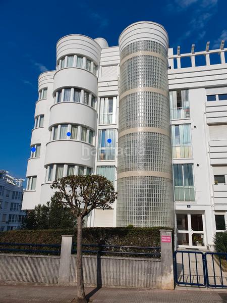 Foto 04edea96-2c5f-46b9-a8bc-3b8696c18aeb. Appartement dans calle padre basabe 13 dans Playa Ostende Castro - Urdiales