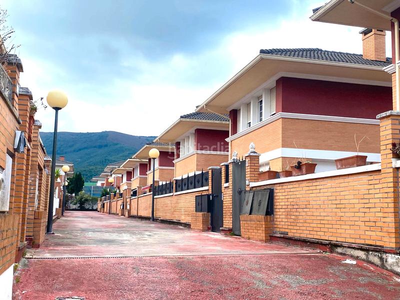 Foto d10dcab8-8d10-49e8-91de-26bacbe4457a. Chalet in s-504 141a in Samano Castro - Urdiales