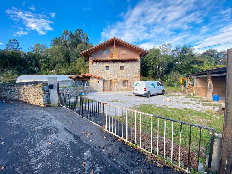 Foto 1e16a03c-5573-4fd5-b53a-2da5e17b02b4. Xalet a barrio sámano-helguera 185 a Samano Castro - Urdiales