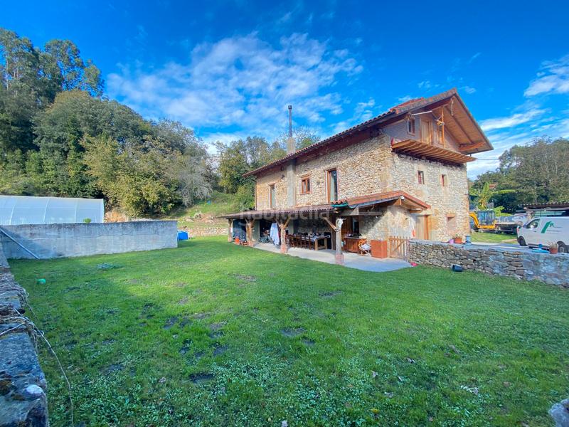 Foto ae8d49db-3921-43a2-b9e0-947de7542542. Xalet a barrio sámano-helguera 185 a Samano Castro - Urdiales