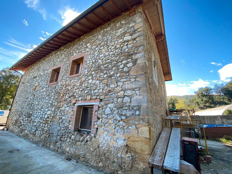 Foto f18be137-37f1-4e6d-b6fd-2d8dcc7cf530. Xalet a barrio sámano-helguera 185 a Samano Castro - Urdiales