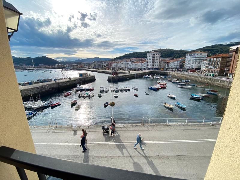 Foto 354226c4-5c66-4a59-b41f-29acc056e880. Appartement dans calle belén 3 dans Centro Castro - Urdiales