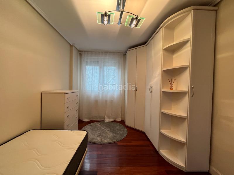 Foto 78034a5f-63bb-47e8-bb00-eac99a069f19. Pis amb aparcament a Playa Ostende Castro - Urdiales