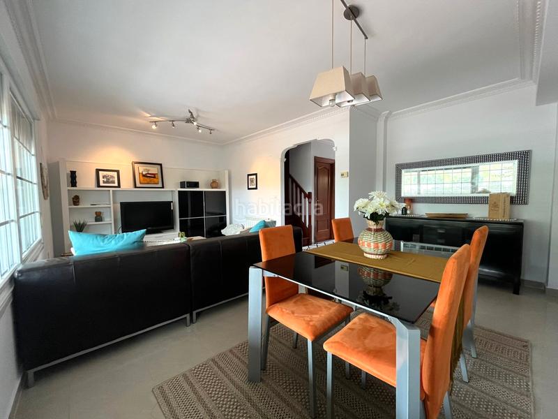 Foto 0eab9417-a8ed-4c9e-8296-46691bd3a01c. Casa adossada amb calefacció a Samano Castro - Urdiales