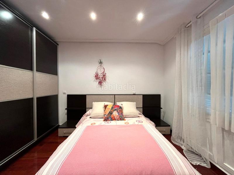 Foto 54f2ded3-e83a-4616-ae18-c56bc9d7489e. Casa adossada amb calefacció a Samano Castro - Urdiales