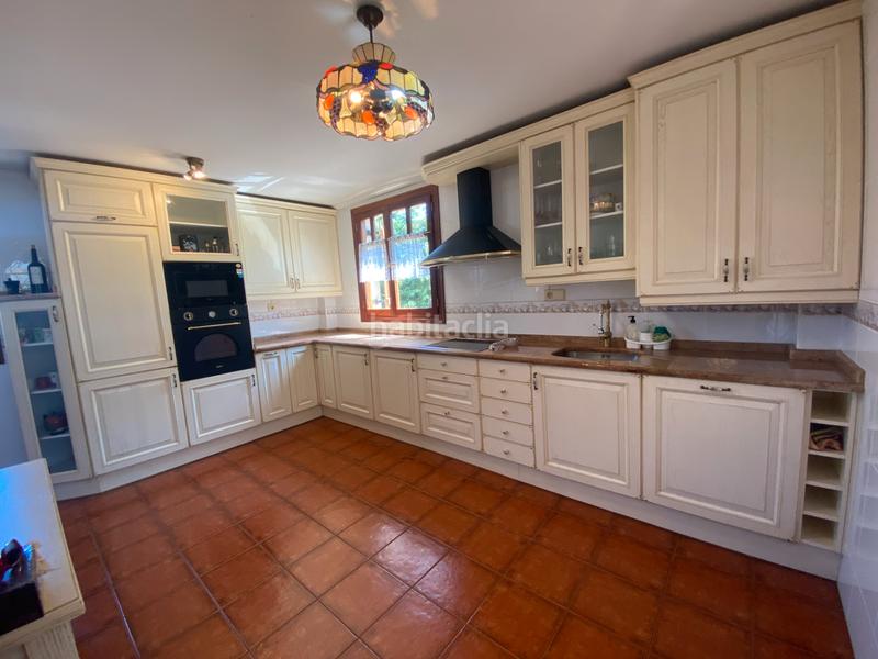 Foto 5afdde25-a4ca-4543-90bc-11d5f770b0f3. Casa a ca-520 3 a Samano Castro - Urdiales