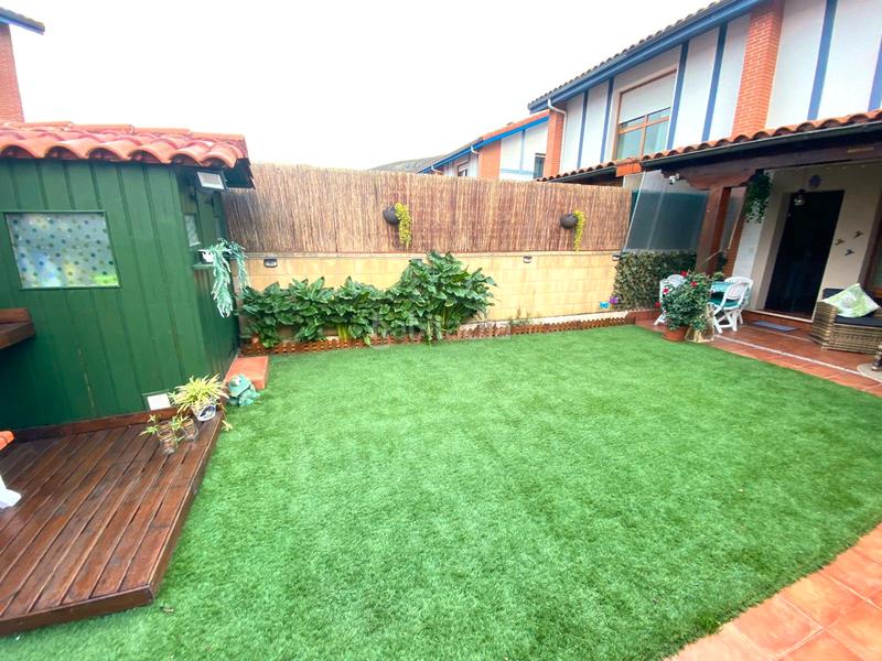 Foto d6d7c233-495e-4e9f-9d83-90ccf61da53c. Casa adossada a barrio de santullán 26b a Mioño-Santullán Castro - Urdiales