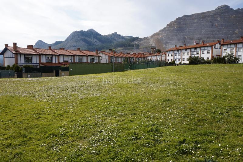 Foto fcf70278-3fac-49dd-9521-1722663ea66c. Casa adossada a barrio de santullán 26b a Mioño-Santullán Castro - Urdiales