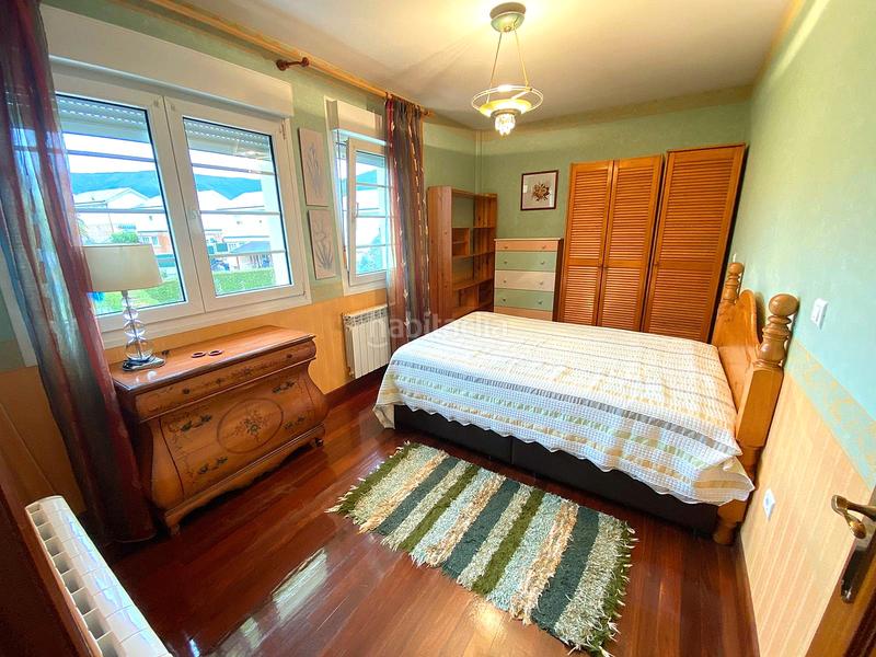 Foto 12030c49-0292-44c1-acb6-222bcf230893. Chalet in Samano Castro - Urdiales