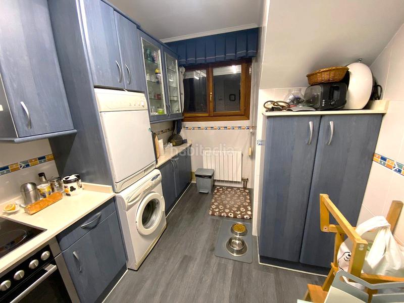 Foto f9a7ffa3-0b87-4621-b960-be9e6cb72f44. Attico con parcheggio in Playa Ostende Castro - Urdiales