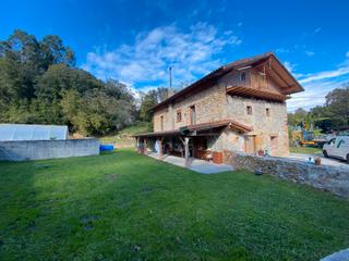 Casa  Barrio sámano-helguera. Casa / chalet independiente en venta en barrio sámano-helguera 1