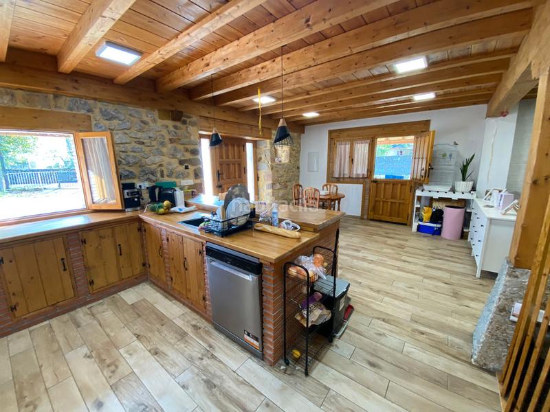 Foto e3c88a4b-9d82-4d9e-85cd-4987a9dcf90a. Maison avec parking dans Samano Castro - Urdiales
