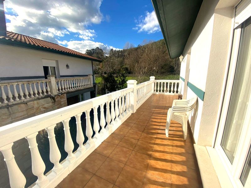 Foto c216a4c8-096f-4a53-8da0-e1f329b61101. Chalet en Samano Castro - Urdiales
