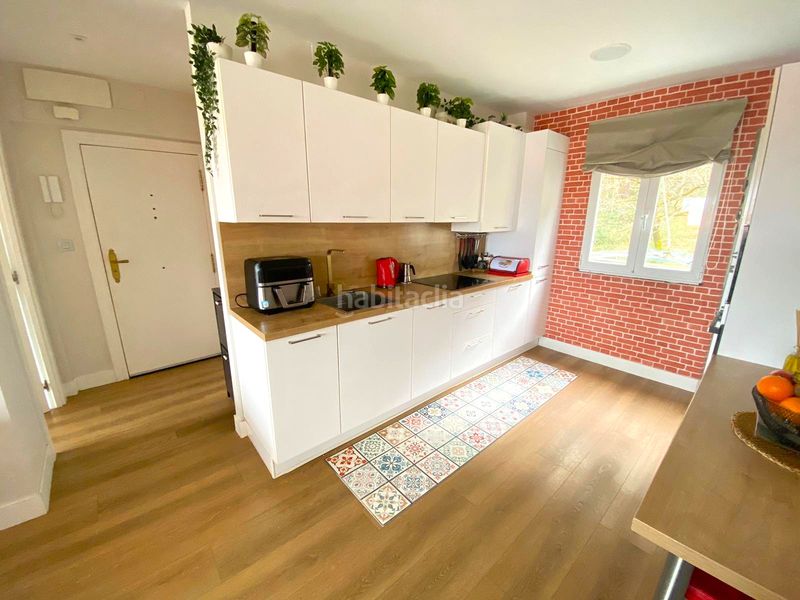 Foto f25b4933-4d2b-43b0-852f-7711f4726ccb. Pis amb calefacció a Cotolino Castro - Urdiales