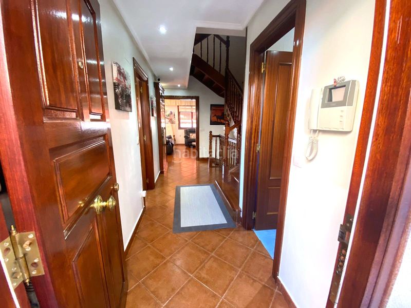 Foto c7426d12-eb3e-49c8-8fab-e6256b4ac481. Casa adossada amb calefacció aparcament a Brazomar Castro - Urdiales