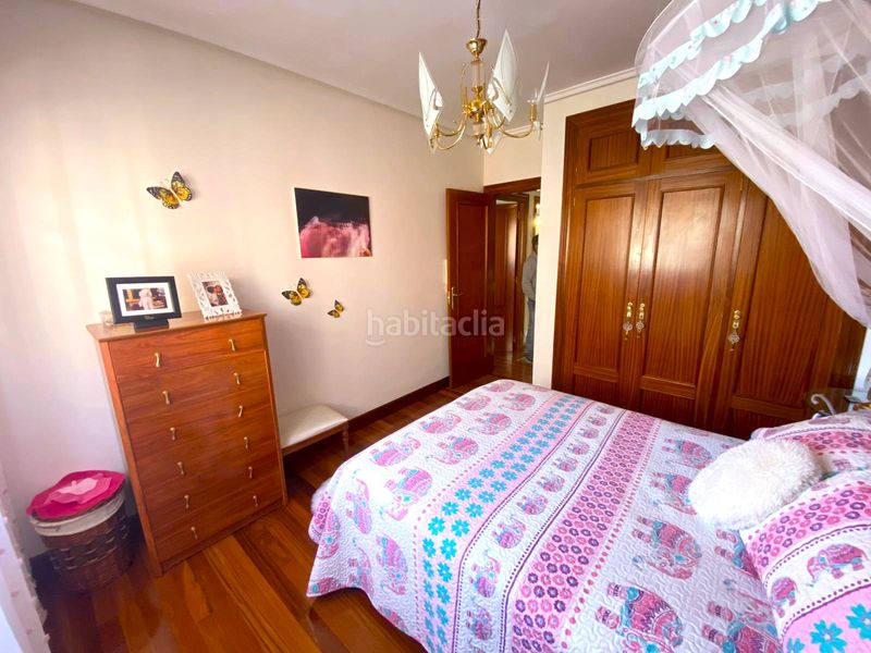 Foto e44c4f7e-a99b-4ca9-b8c0-0f14161b7d36. Casa adossada amb calefacció aparcament a Brazomar Castro - Urdiales