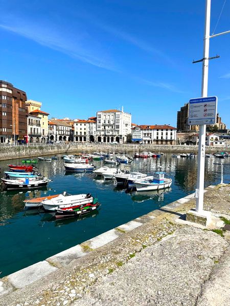 Foto d71fbf7b-1fe1-4016-bab6-2ad5c96725db. Piso en Centro Castro - Urdiales