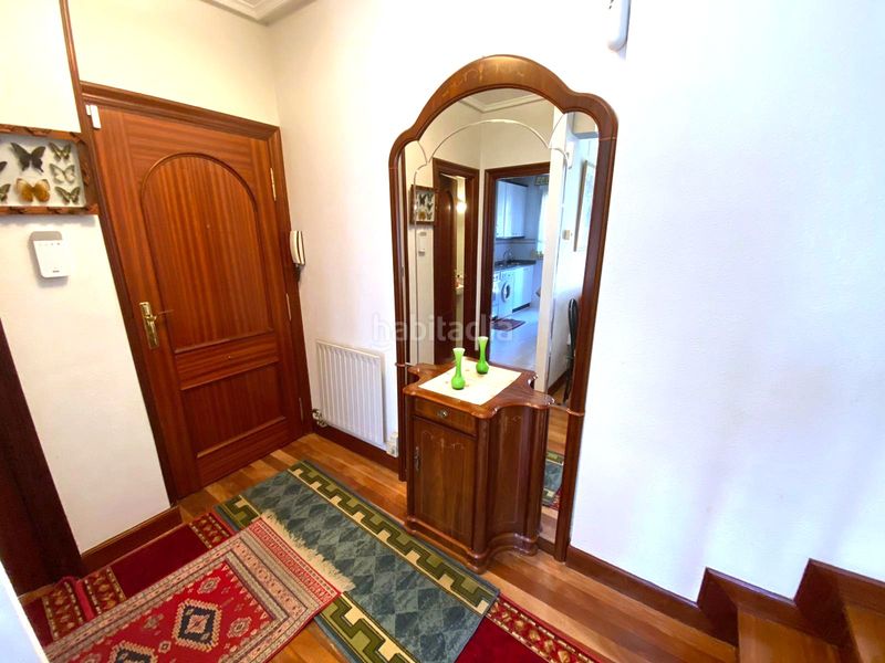 Foto b11d0ca9-de09-4095-8fd2-946f16aa7fc7. Dreistöckige wohnung mit heizung pool in Mioño-Santullán Castro - Urdiales