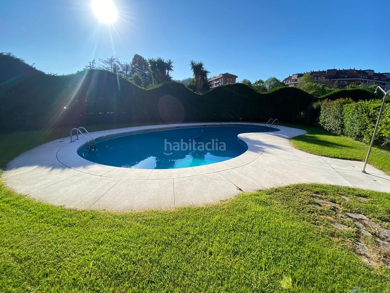Foto d768d956-4b7b-4456-9f53-d5b907205ec6. Pis amb calefacció aparcament piscina a Cotolino Castro - Urdiales