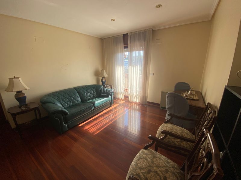 Foto e22ef6b3-35e0-4a60-8e93-88a44e2edbdf. Pis amb calefacció aparcament piscina a Cotolino Castro - Urdiales