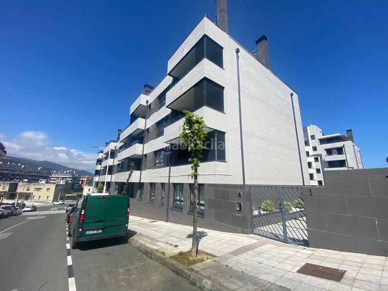 Foto 240e85e3-0d21-404d-a473-a06a7f23fd64. Pis amb calefacció aparcament piscina a Cotolino Castro - Urdiales