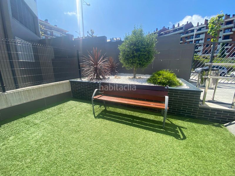 Foto b4cfd1d2-5d71-4ef7-a9cc-b94f73618f6b. Pis amb calefacció aparcament piscina a Cotolino Castro - Urdiales