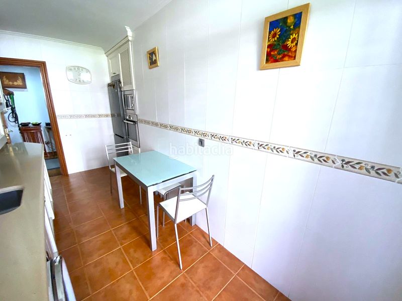 Foto 245539f9-5807-4c95-bb28-c323d74e212a. Pis amb calefacció aparcament piscina a Brazomar Castro - Urdiales