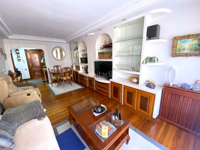 Foto 8e2c810d-4f85-42e9-bc29-55b51d87c188. Pis amb calefacció aparcament piscina a Brazomar Castro - Urdiales