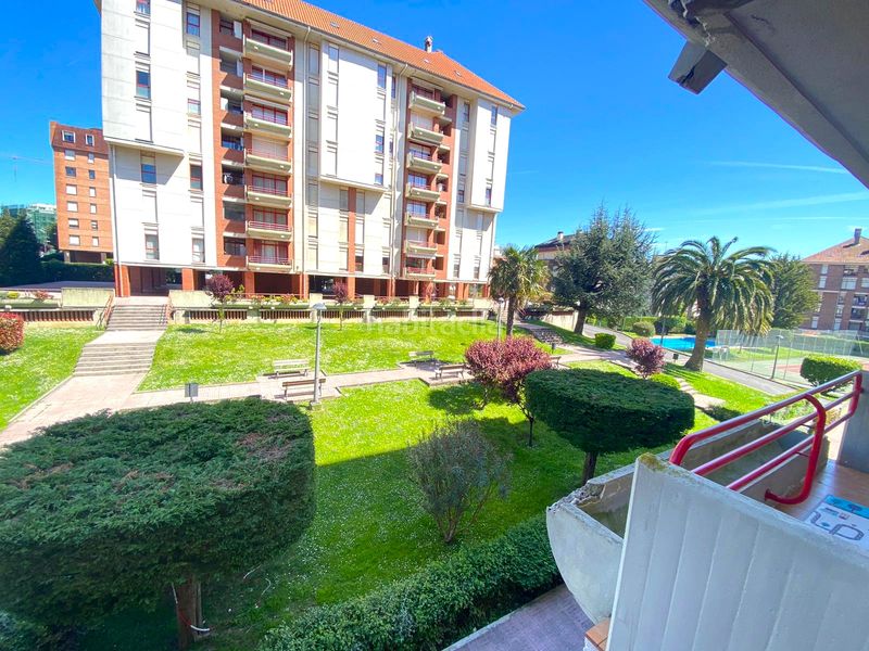 Foto e3df70ff-5b46-4469-97fd-214425a47634. Pis amb calefacció aparcament piscina a Brazomar Castro - Urdiales