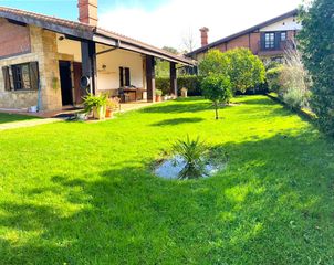 Chalet  Barrio sámano