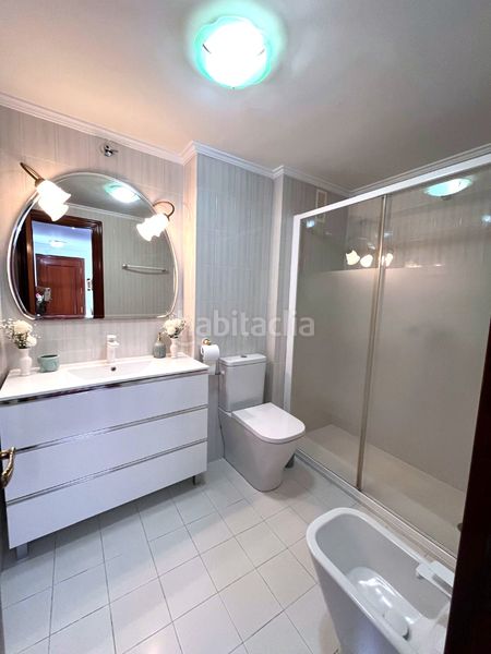 Foto 7e5c355a-3415-4df2-93f2-b69c94bfd37e. Pis amb calefacció aparcament piscina a Centro Castro - Urdiales