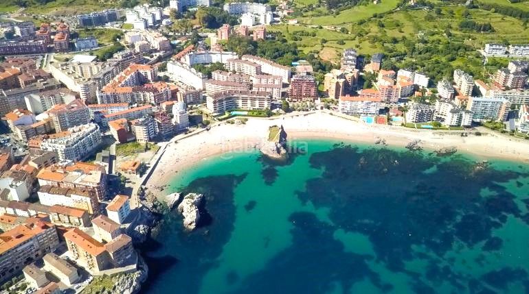 Foto 9efb21a9-2712-4bc4-9639-45a6e74fc60a. Pis amb calefacció aparcament piscina a Centro Castro - Urdiales